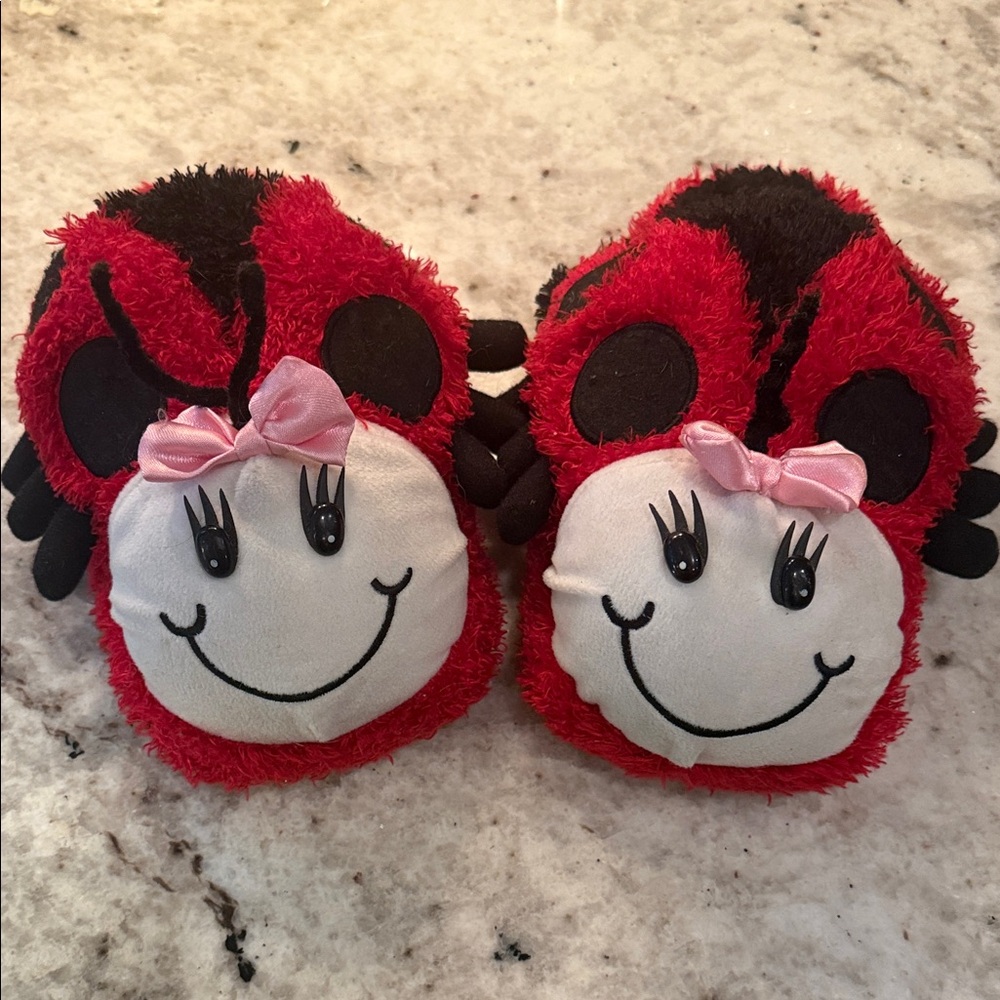 Girls Plush Ladybug Slipper Socks with Pink Bow - Red & Black